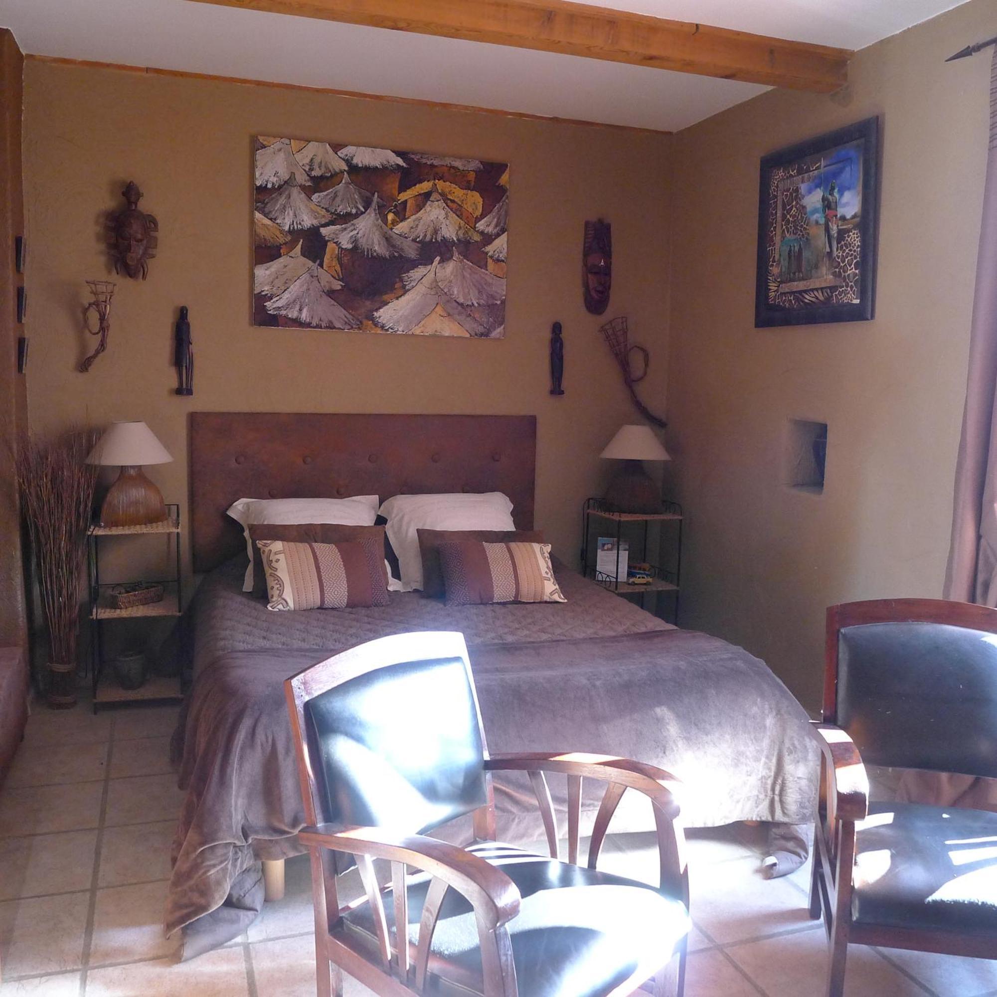 Domaine De La Manse Hotel Villeneuve de Berg Ruang foto